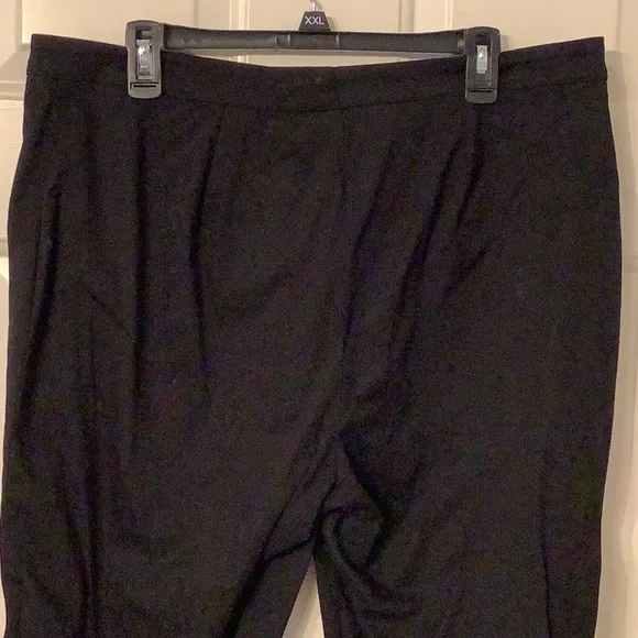 🇺🇸Lane Bryant Venezia dressy crop pants, size 18. - Picture 7 of 9